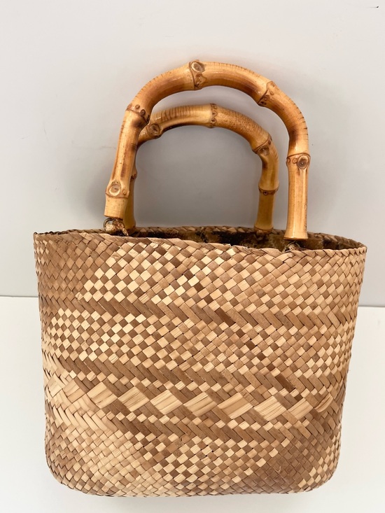 Nani Handbags - Vintage Nani Lauhala Hand Made in Hawaii Small Tote Bag with Bamboo Handles